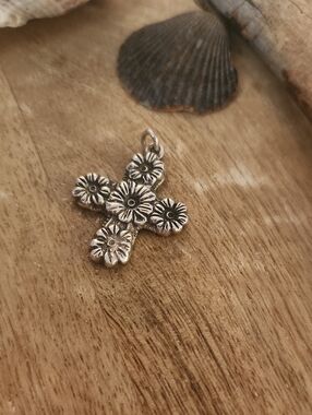 James Avery Margarita Cross Pendant/charm Vintage Sterling Silver